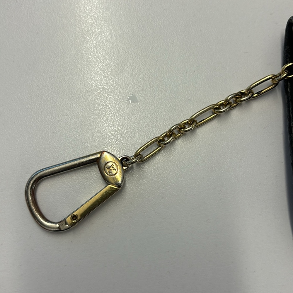 Louis Vuitton Black Leather Card Key Holder - Picture 3 of 11